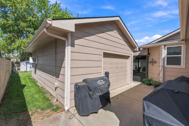 11502 W 17th St. N., Wichita, KS 67212