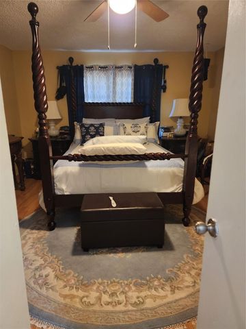 8705 NW 38th Drive 7b, Coral Springs, FL 33065