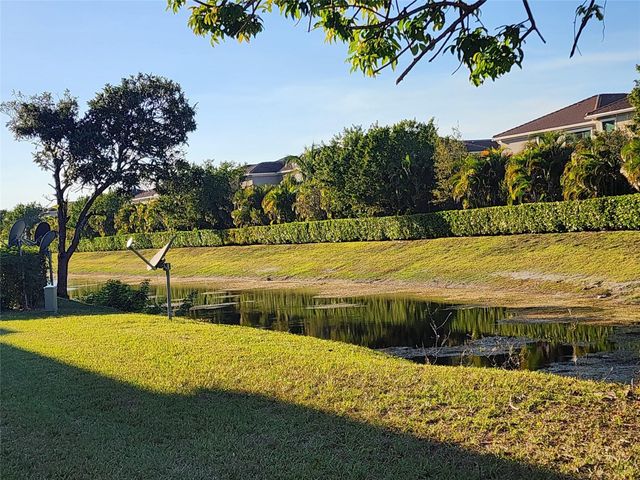 8705 NW 38th Drive 7b, Coral Springs, FL 33065