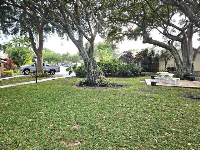 842 Banks Road, Coconut Creek, FL 33063