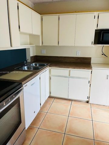 842 Banks Road, Coconut Creek, FL 33063