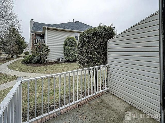 351 Bowler Court, Piscataway, NJ 08854