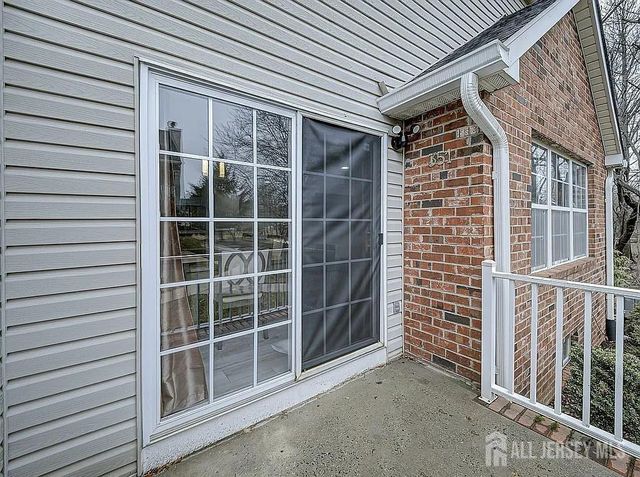 351 Bowler Court, Piscataway, NJ 08854