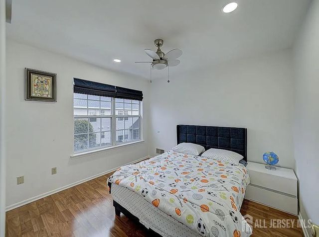 351 Bowler Court, Piscataway, NJ 08854