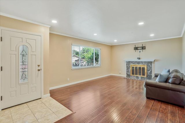 6542 Melbourne Way, Citrus Heights, CA 95621