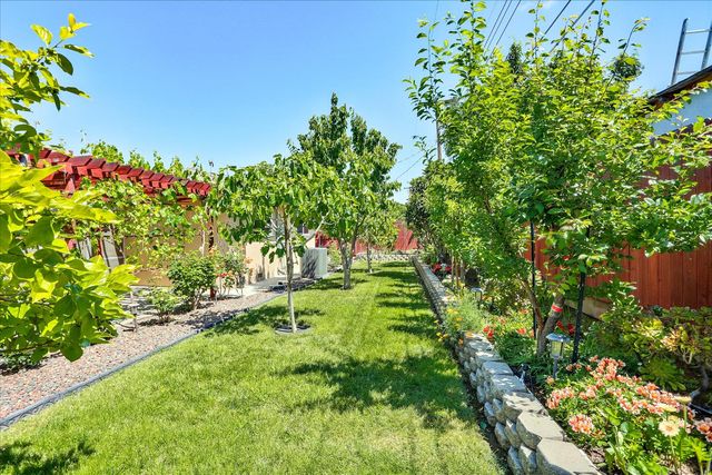 6542 Melbourne Way, Citrus Heights, CA 95621