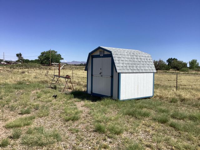 3 Pino Court, Belen, NM 87002