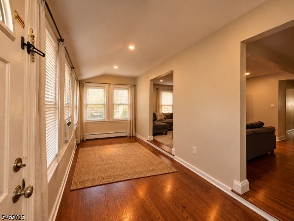 56 Bergen Ave, Bergenfield Boro, NJ 07621 — photo 4