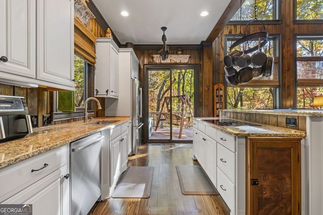 85 Sleeping Fawn Knoll, Big Canoe, GA 30143