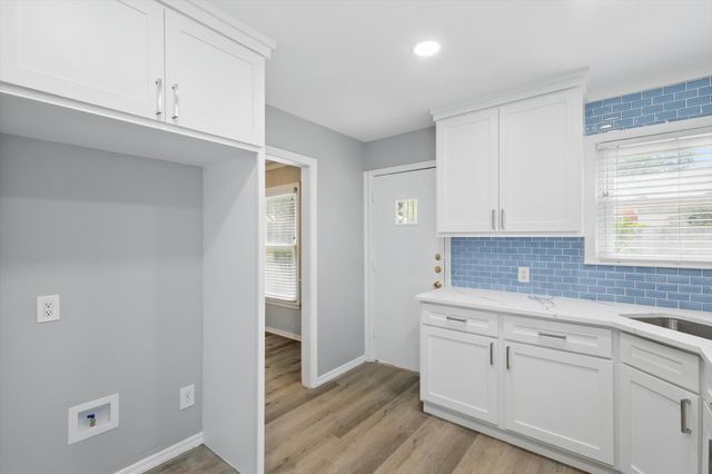 2104 W Lotus Avenue, Fort Worth, TX 76111