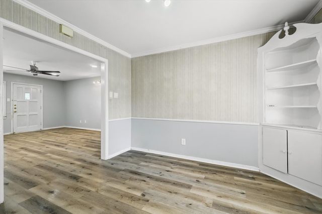 2104 W Lotus Avenue, Fort Worth, TX 76111
