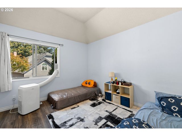 16085 Nw HARRIET Ct, Beaverton, OR 97006