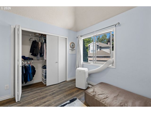 16085 Nw HARRIET Ct, Beaverton, OR 97006