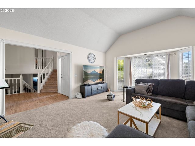 16085 Nw HARRIET Ct, Beaverton, OR 97006