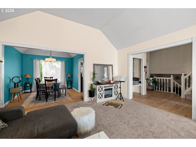 16085 Nw HARRIET Ct, Beaverton, OR 97006