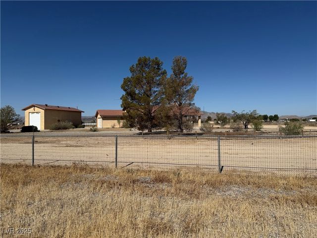 3090 North Woodchips Road, Pahrump, NV 89060