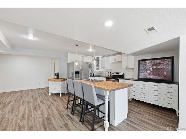 5325 S Lisbon Way, Centennial, CO 80015