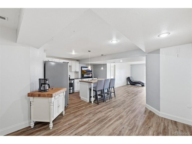 5325 S Lisbon Way, Centennial, CO 80015