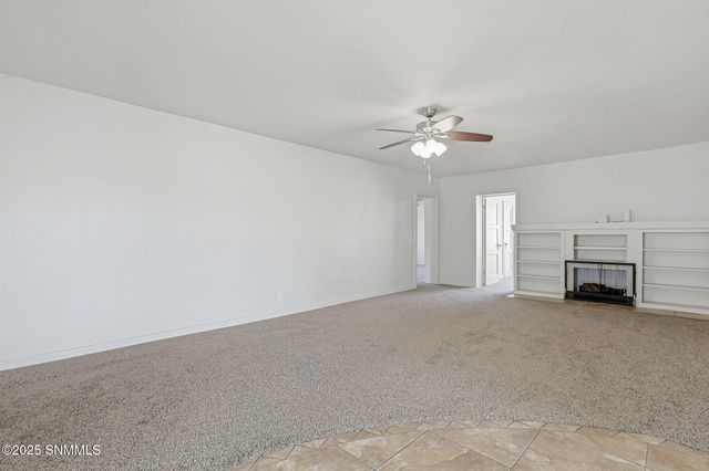 1325 Hoskins Lane, Las Cruces, NM 88007