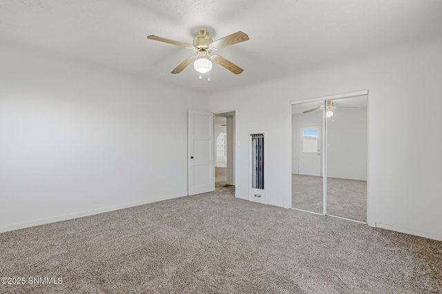 1325 Hoskins Lane, Las Cruces, NM 88007