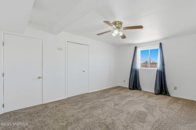 1325 Hoskins Lane, Las Cruces, NM 88007