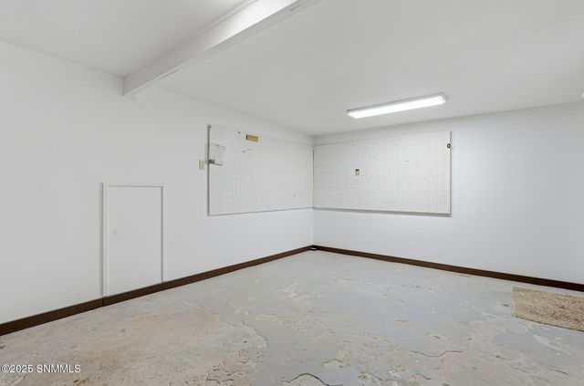 1325 Hoskins Lane, Las Cruces, NM 88007