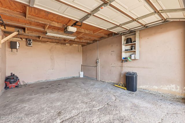 1325 Hoskins Lane, Las Cruces, NM 88007