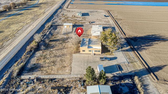 1325 Hoskins Lane, Las Cruces, NM 88007