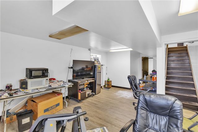 2320 California Ave, Marshall Shadeland, PA 15212