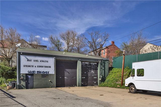 2320 California Ave, Marshall Shadeland, PA 15212