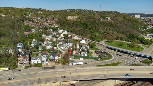 2320 California Ave, Marshall Shadeland, PA 15212