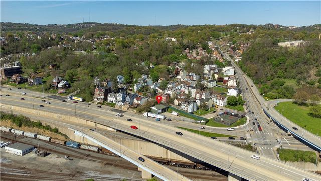 2320 California Ave, Marshall Shadeland, PA 15212