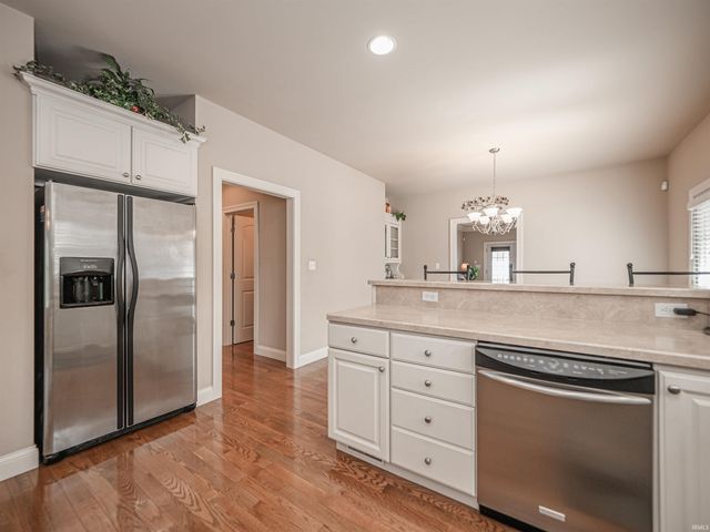 10411 Lauren Court, Newburgh, IN 47630