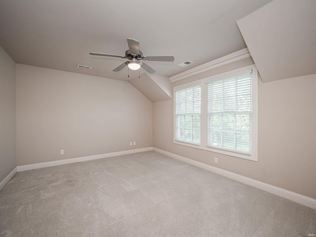 10411 Lauren Court, Newburgh, IN 47630