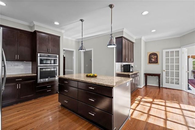 1728 Barrington Circle, Marietta, GA 30062