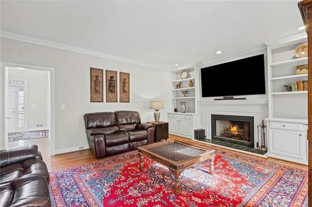 1728 Barrington Circle, Marietta, GA 30062