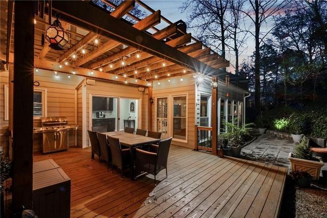 1728 Barrington Circle, Marietta, GA 30062