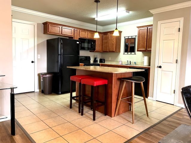1071 W Malibu Avenue, Fayetteville, AR 72703