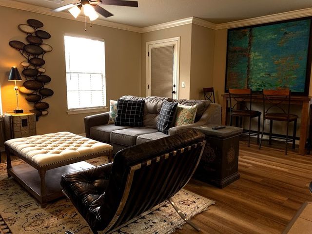 1071 W Malibu Avenue, Fayetteville, AR 72703