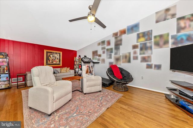 11412 FAIROAK DR, Silver Spring, MD 20902