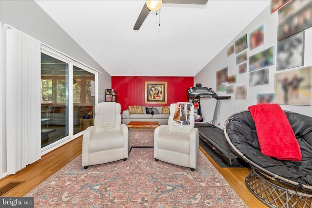 11412 FAIROAK DR, Silver Spring, MD 20902