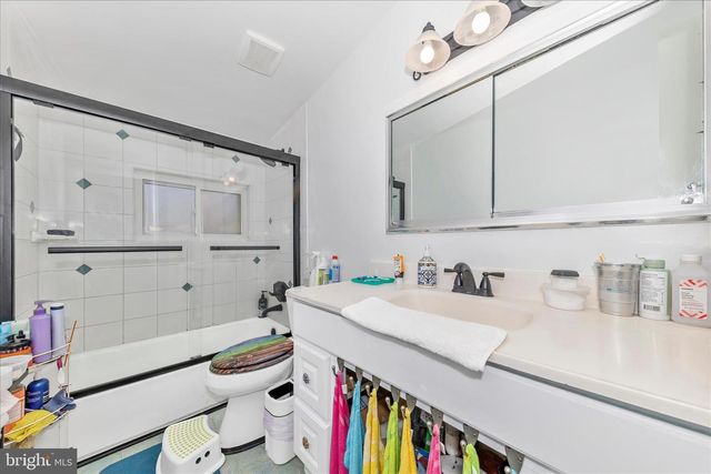 11412 FAIROAK DR, Silver Spring, MD 20902