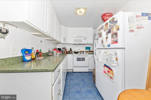 11412 FAIROAK DR, Silver Spring, MD 20902