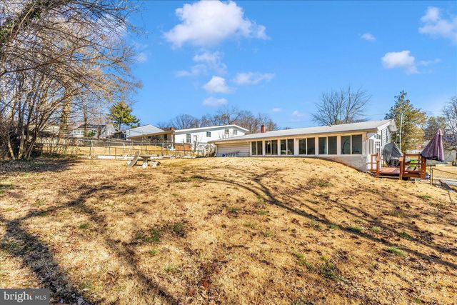 11412 FAIROAK DR, Silver Spring, MD 20902