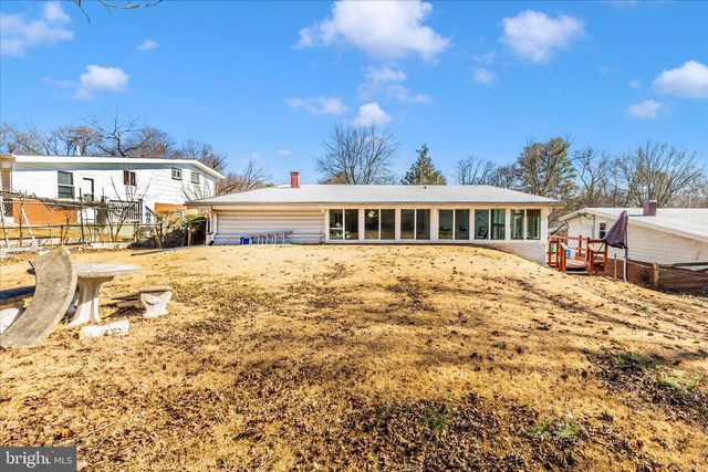 11412 FAIROAK DR, Silver Spring, MD 20902