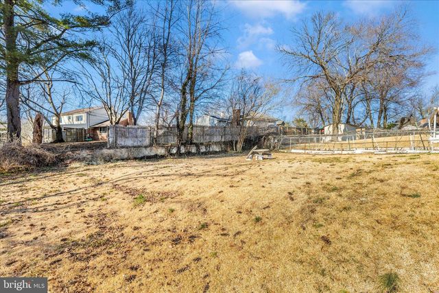 11412 FAIROAK DR, Silver Spring, MD 20902