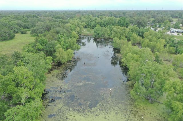 20146 Highway 35 Highway, Sweeny, TX 77480