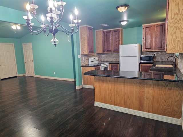 20146 Highway 35 Highway, Sweeny, TX 77480