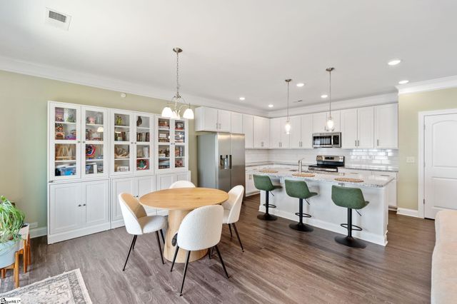 35 Arnold Mill Road, Simpsonville, SC 29680