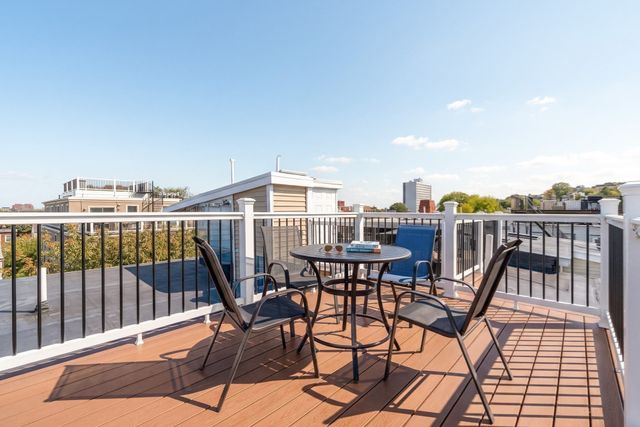 528 E 7th Street 3, Boston, MA 02127